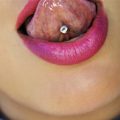 le piercing à la langue