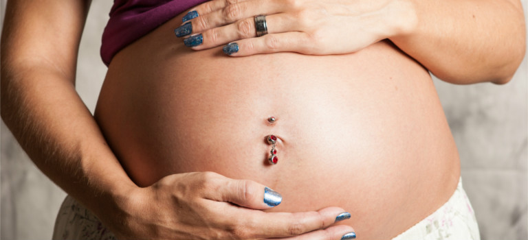 Piercings et grossesse : Ce qu’il faut savoir !