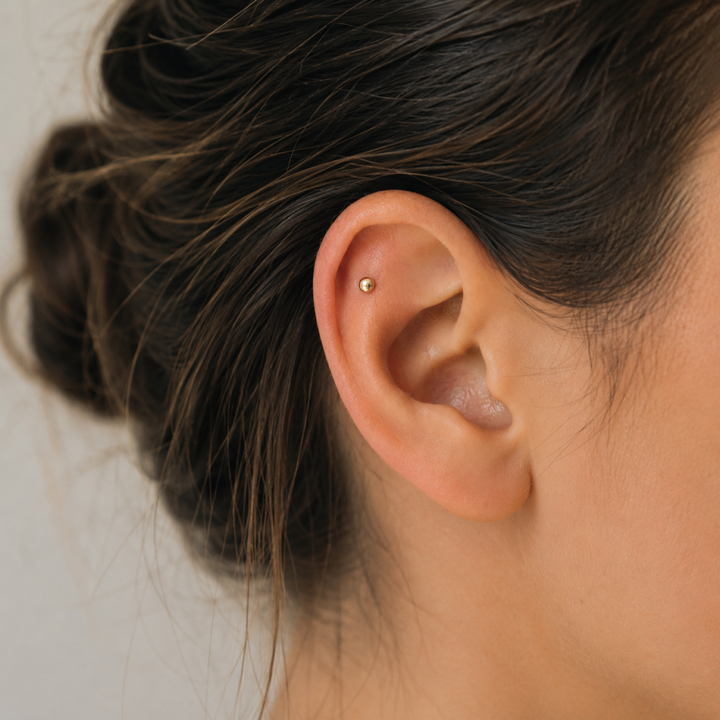 Piercing oreille : le flat
